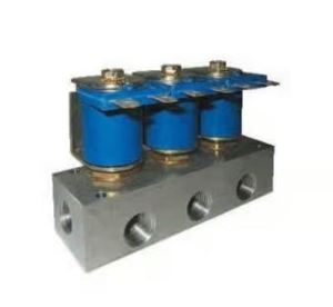 MANIFOLD SS 1/4NPT 24VAC NON METERED THREE